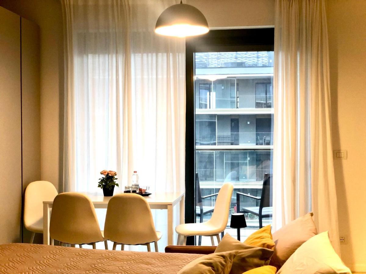 דירות פרו Loft With Terrace In Uptown Milan Near Rho Fiera מראה חיצוני תמונה