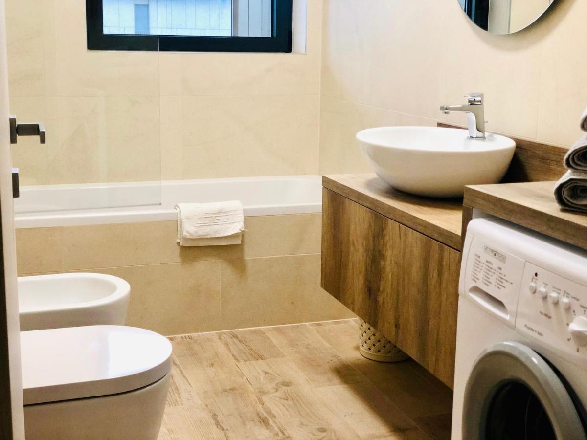 דירות פרו Loft With Terrace In Uptown Milan Near Rho Fiera מראה חיצוני תמונה