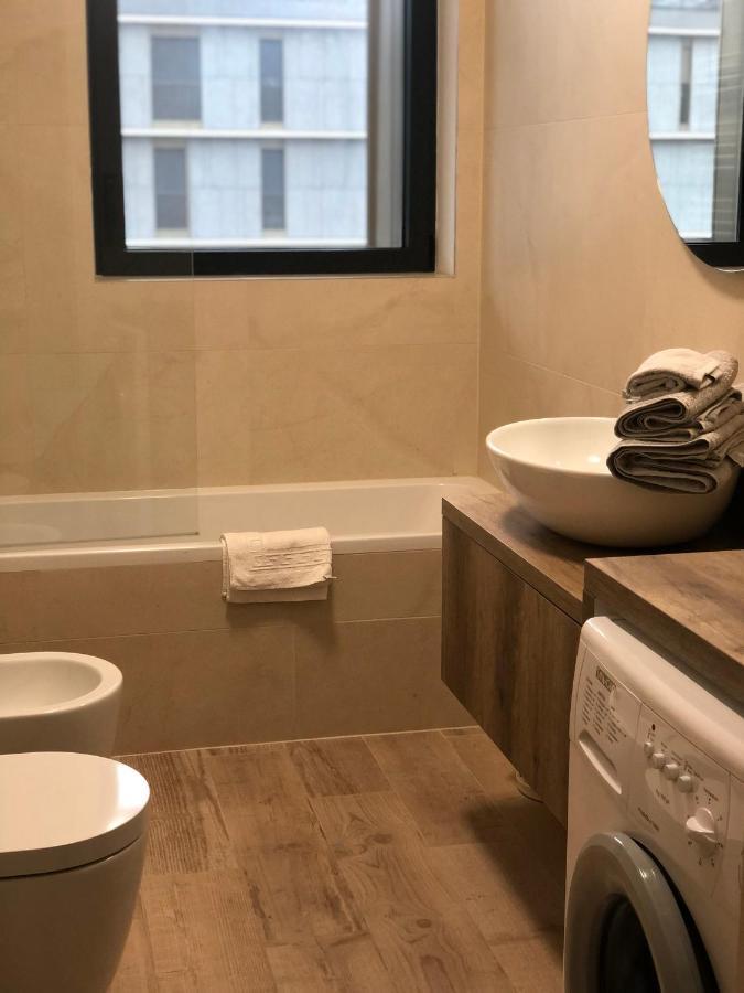 דירות פרו Loft With Terrace In Uptown Milan Near Rho Fiera מראה חיצוני תמונה